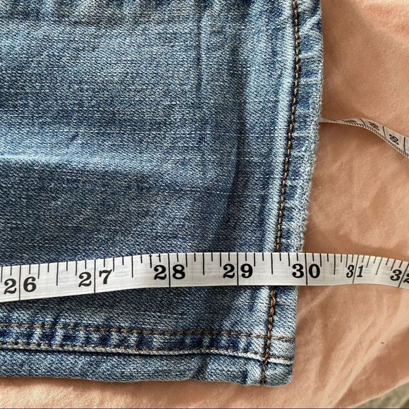 Zumiez Empire distressed blue jeans 28 EUC - Picture 9 of 9